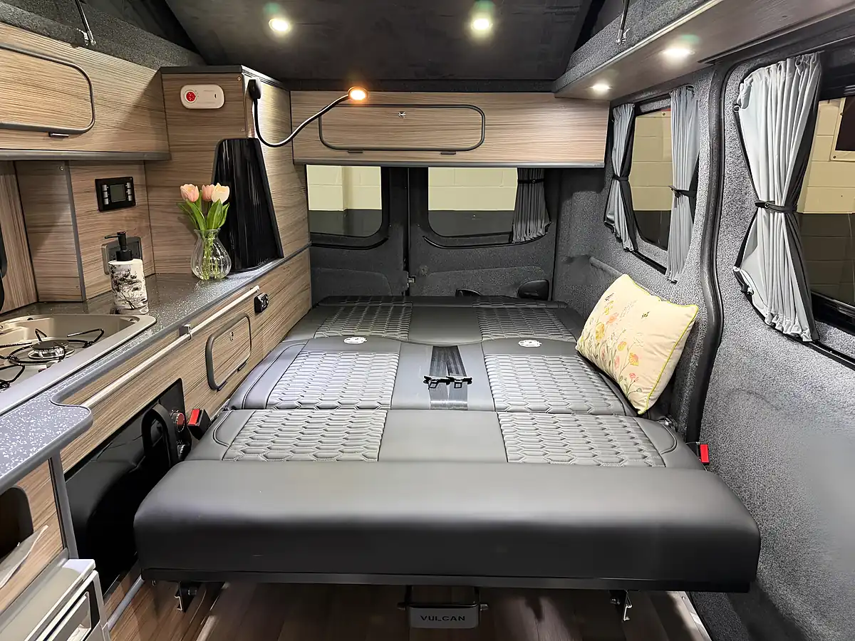 Used 2018 Vauxhall Vivaro Campervan Silver - Interior and Exterior details 6