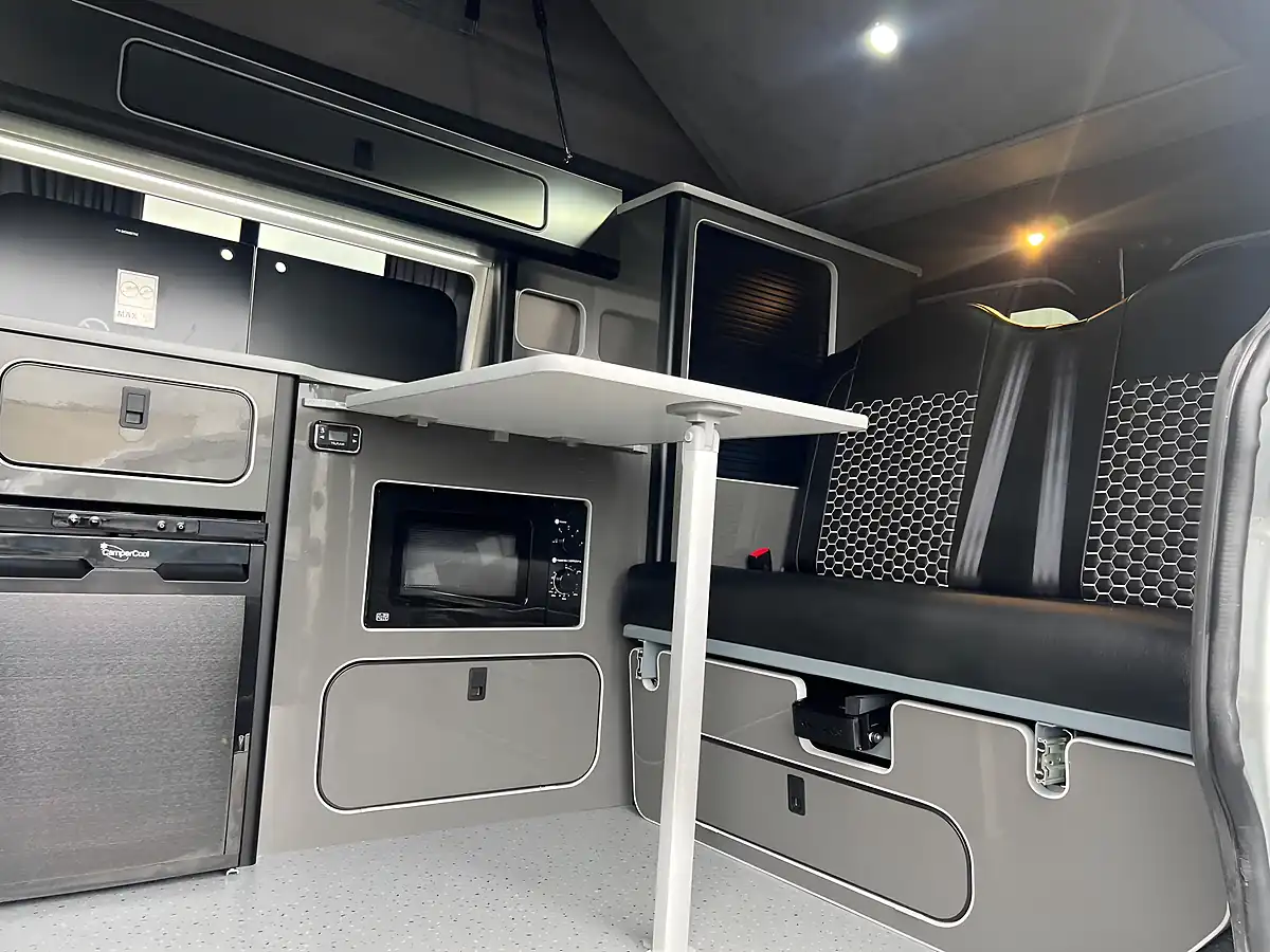 Used 2018 Vauxhall Vivaro Campervan Silver - Interior and Exterior details 12