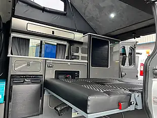 Used 2018 Vauxhall Vivaro Campervan Silver - Interior and Exterior details 6