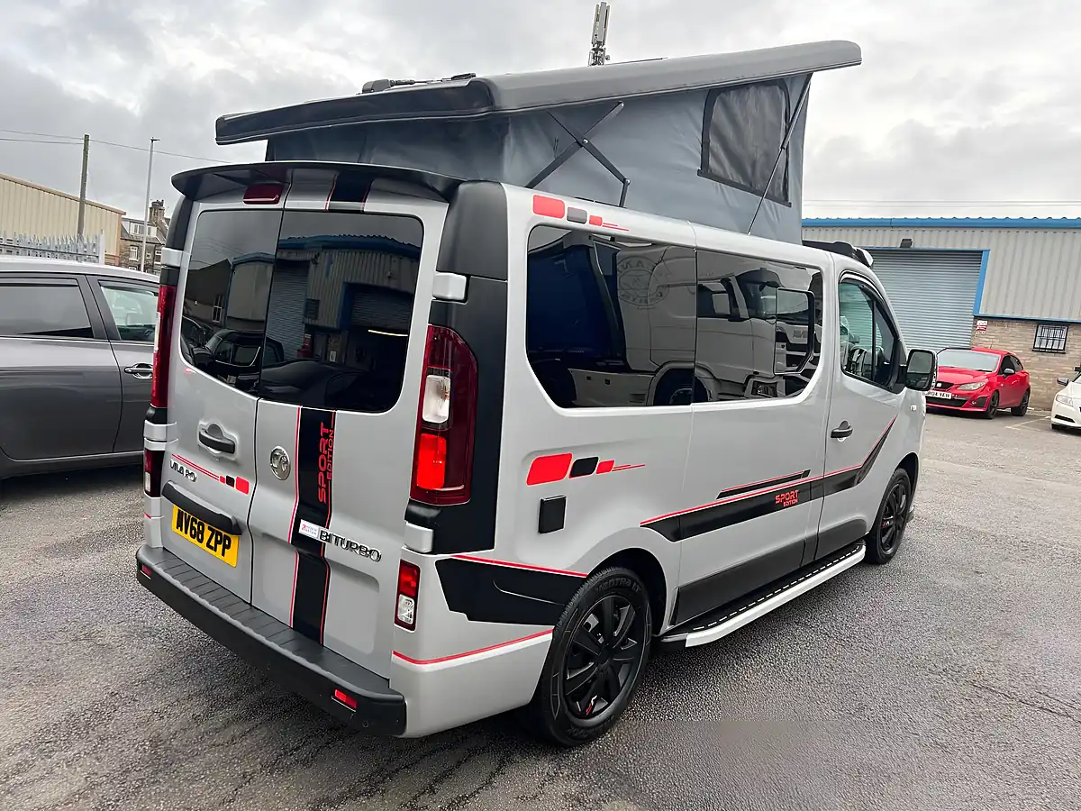 Used 2018 Vauxhall Vivaro Campervan Silver - Interior and Exterior details 7