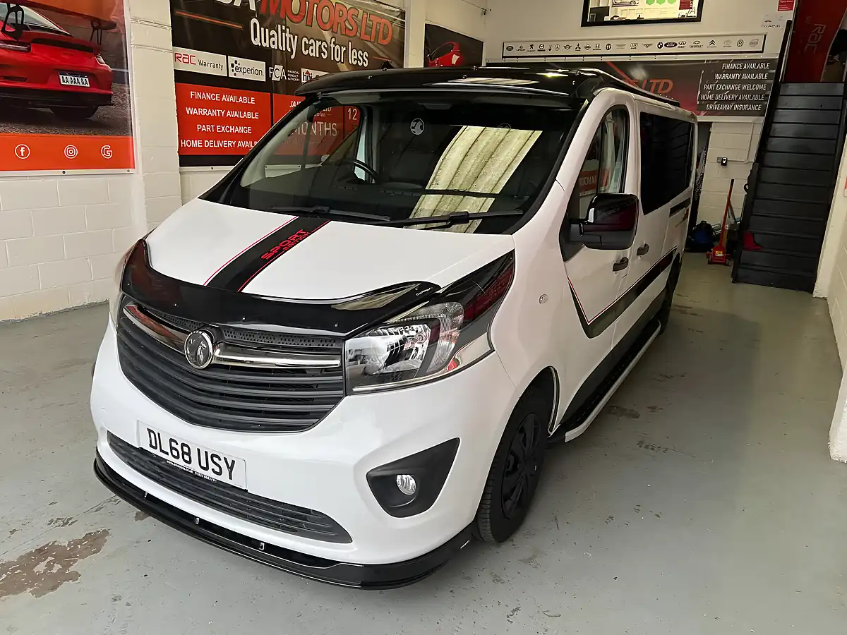 Used 2018 Vauxhall Vivaro Campervan White - Front View