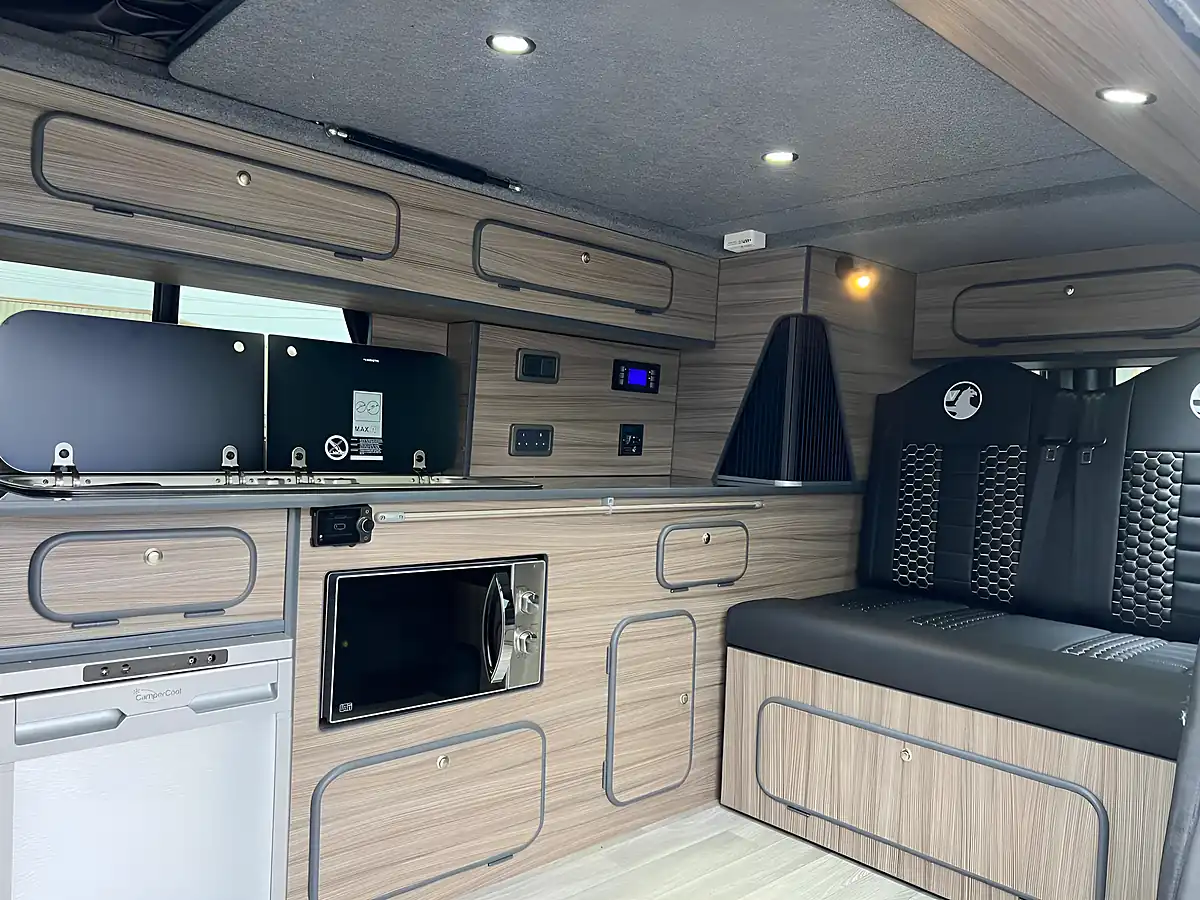 Used 2018 Vauxhall Vivaro Campervan White - Interior and Exterior details 20