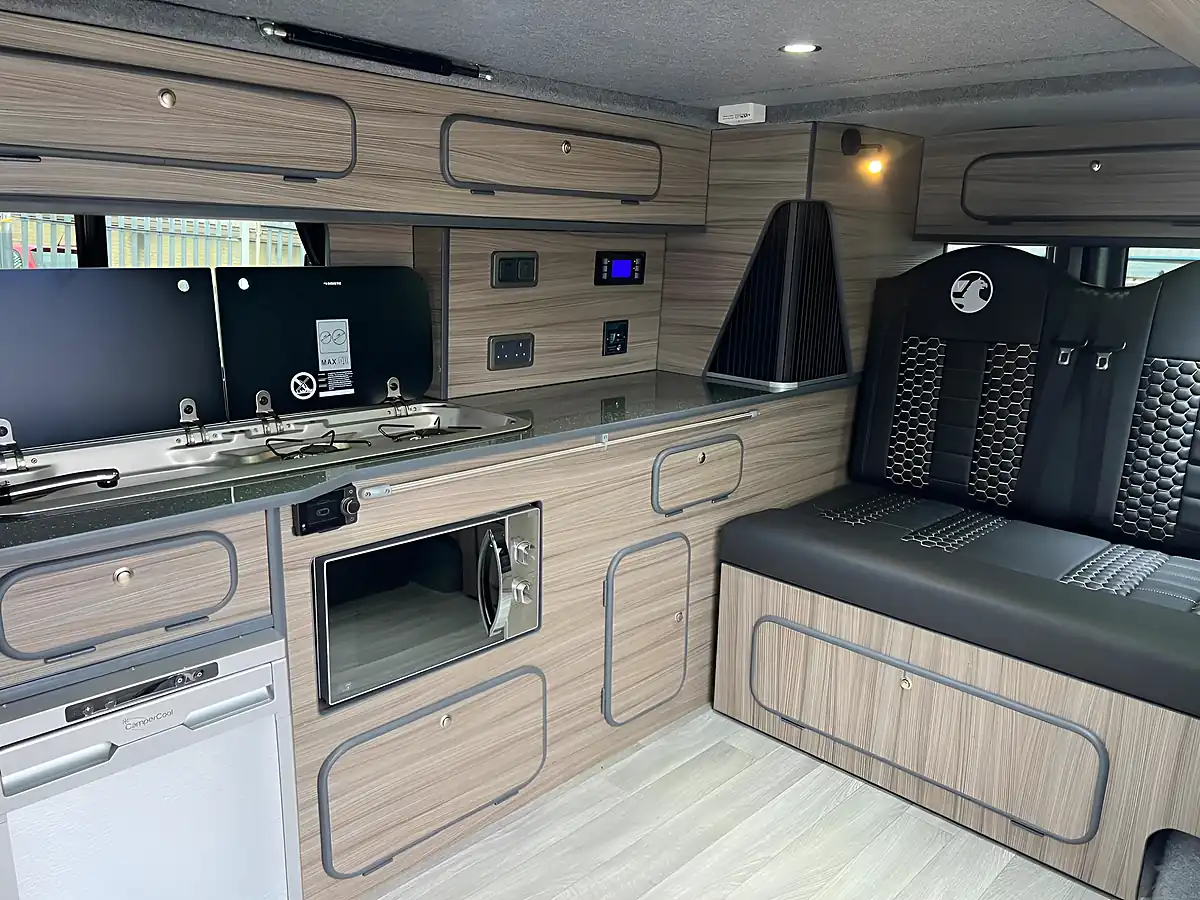 Used 2018 Vauxhall Vivaro Campervan White - Interior and Exterior details 9