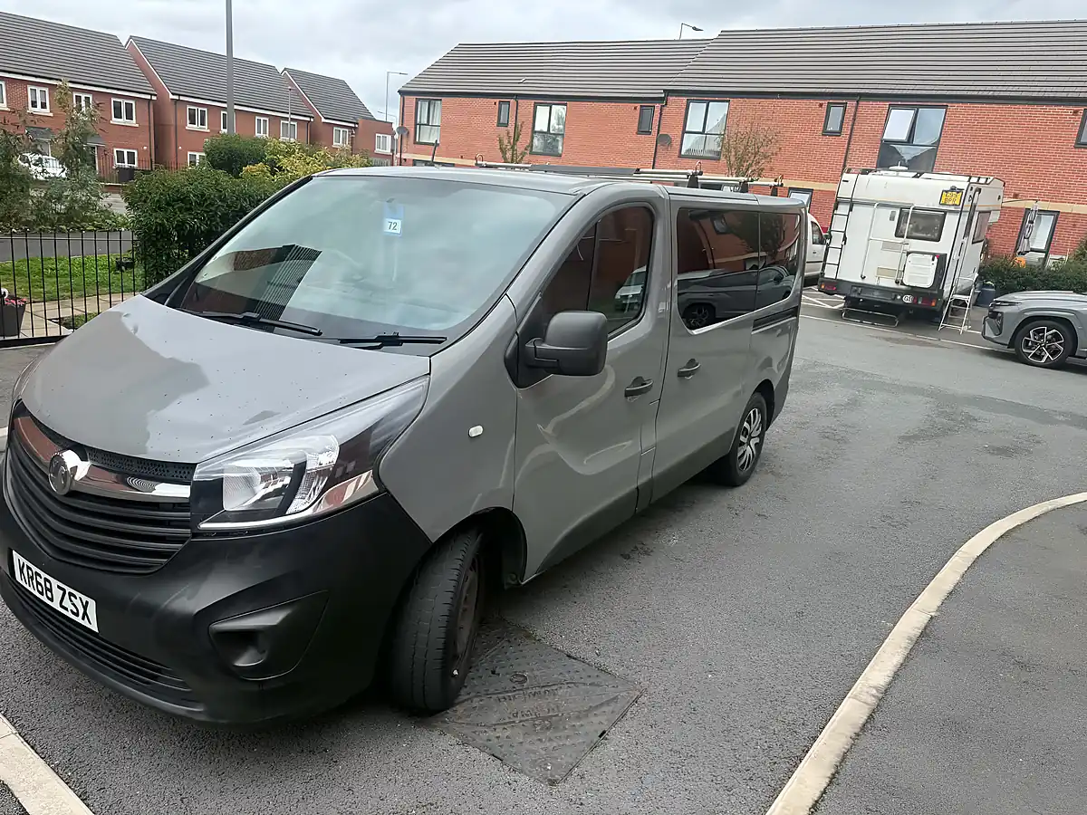 Used 2018 Vauxhall Vivaro Combi S/S - Interior and Exterior details 2