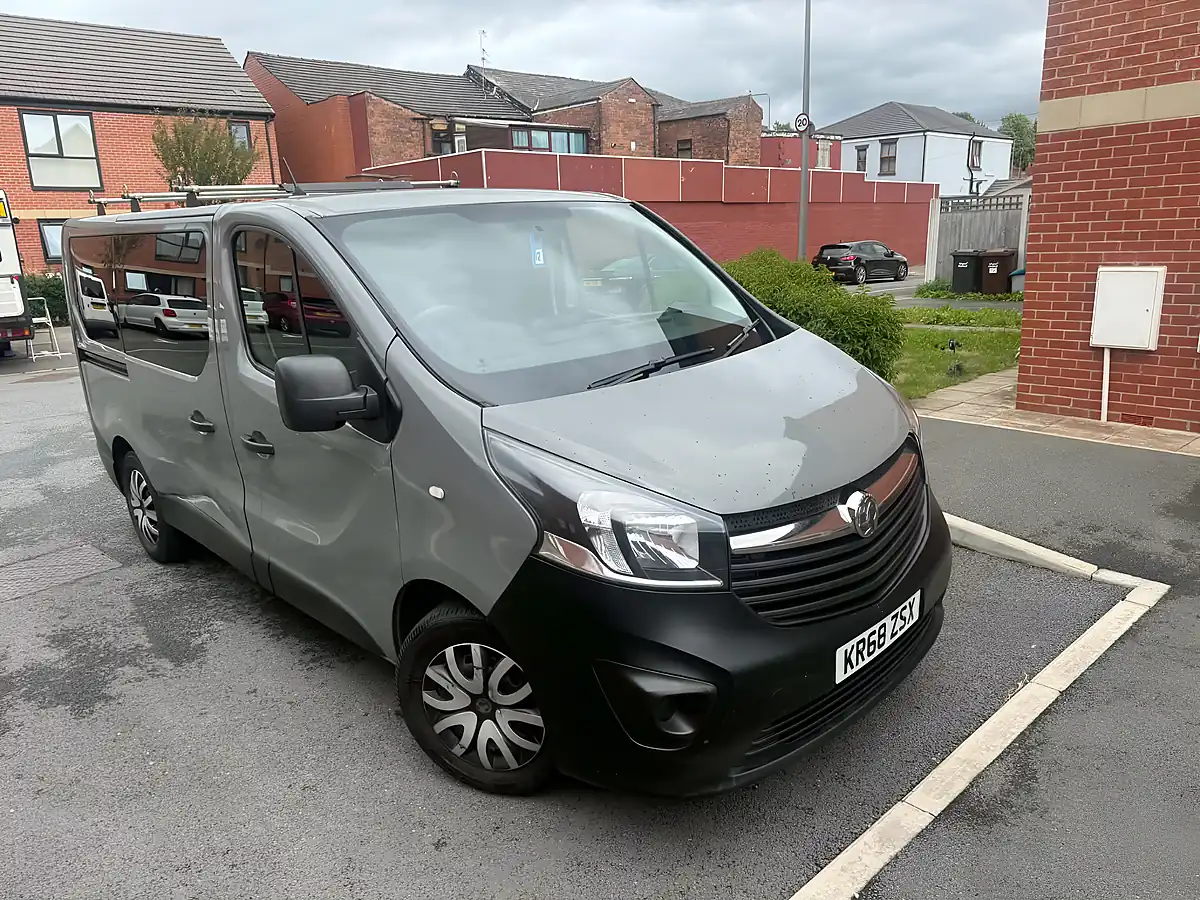 Used 2018 Vauxhall Vivaro Combi S/S - Interior and Exterior details 5