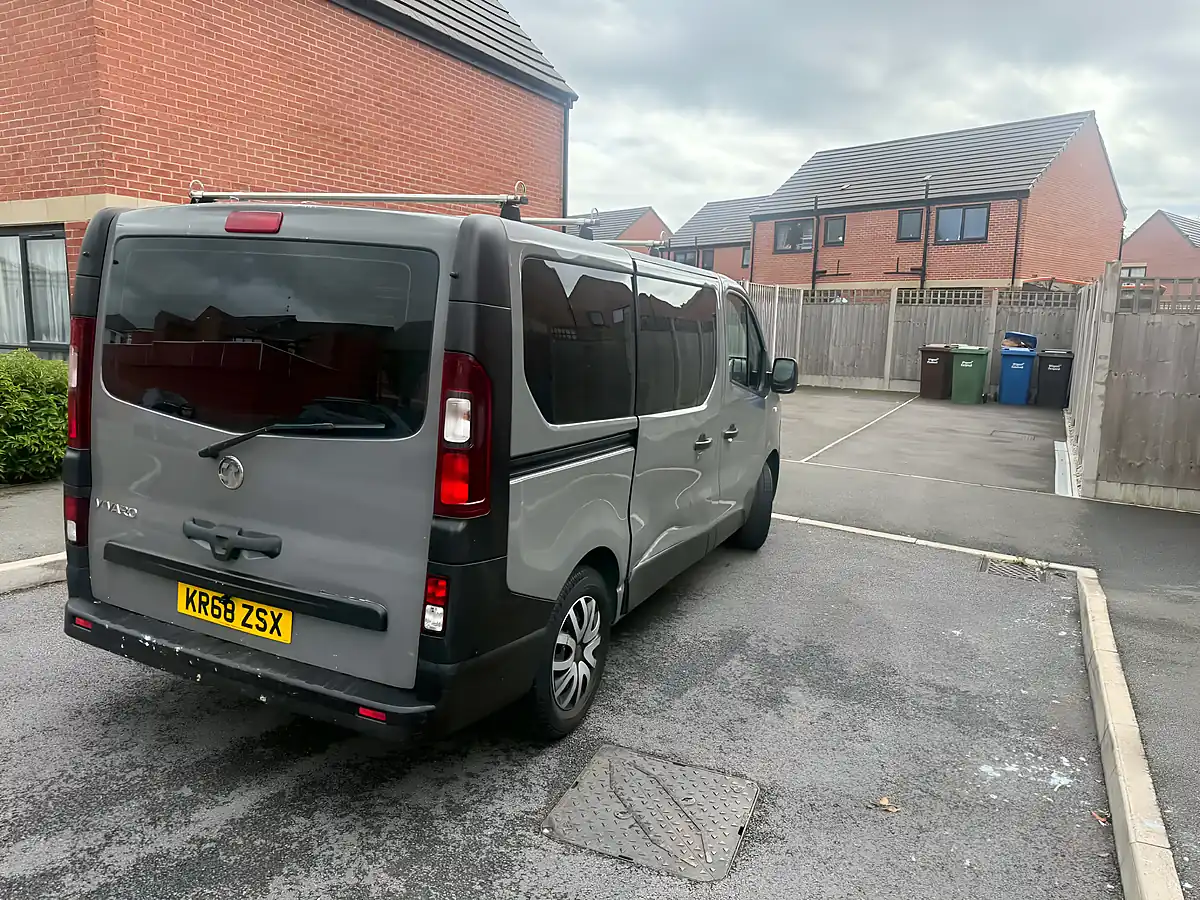 Used 2018 Vauxhall Vivaro Combi S/S - Interior and Exterior details 7
