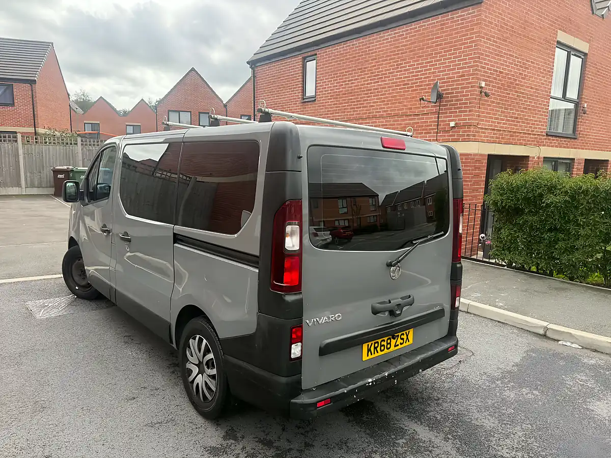 Used 2018 Vauxhall Vivaro Combi S/S - Interior and Exterior details 9