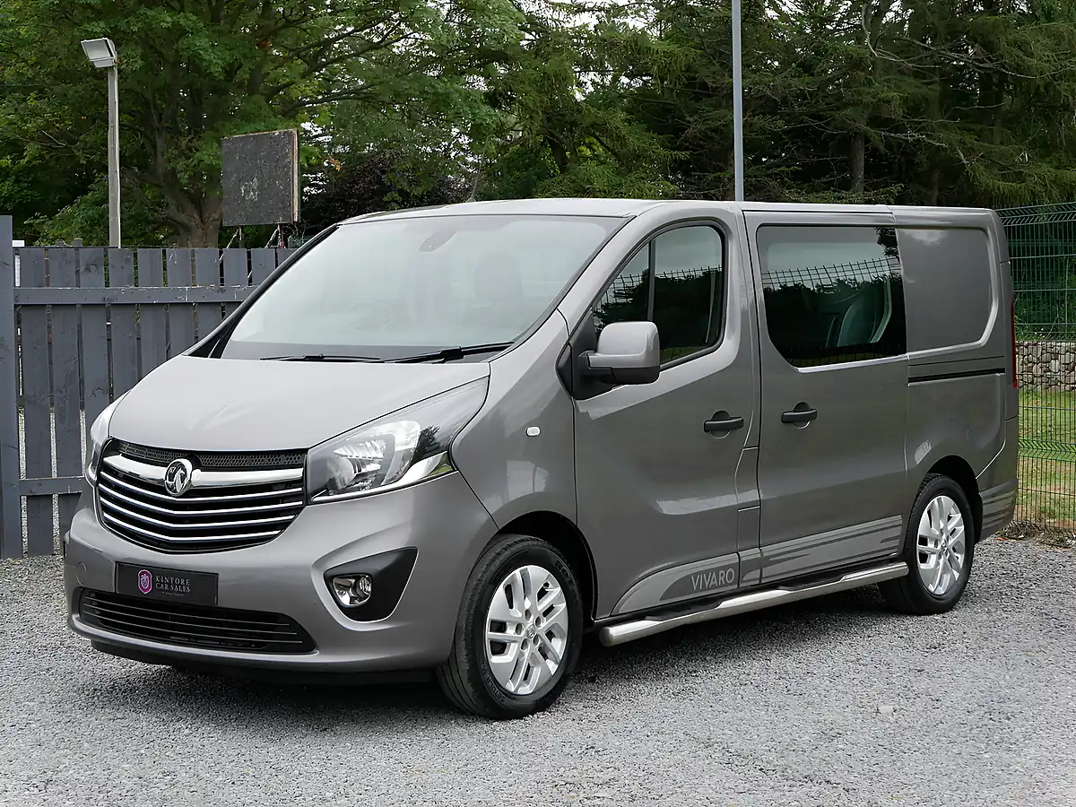 Used 2018 Vauxhall Vivaro Limited Edition Nav Iron Grey - Interior and Exterior details 4