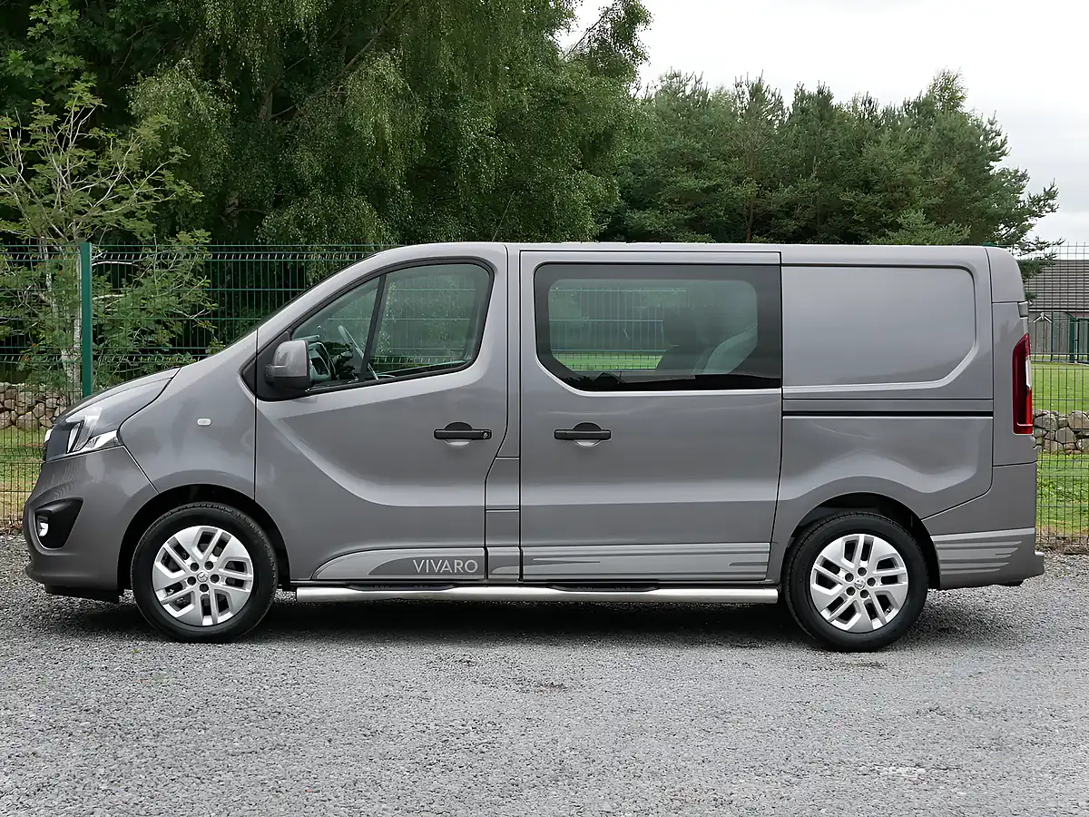 Used 2018 Vauxhall Vivaro Limited Edition Nav Iron Grey - Interior and Exterior details 6