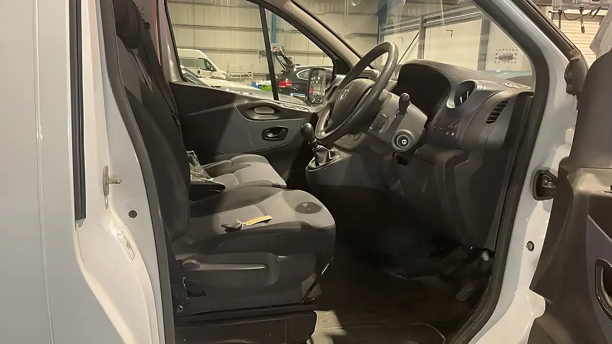 Used 2018 Vauxhall Vivaro Lwb White - Interior and Exterior details 10