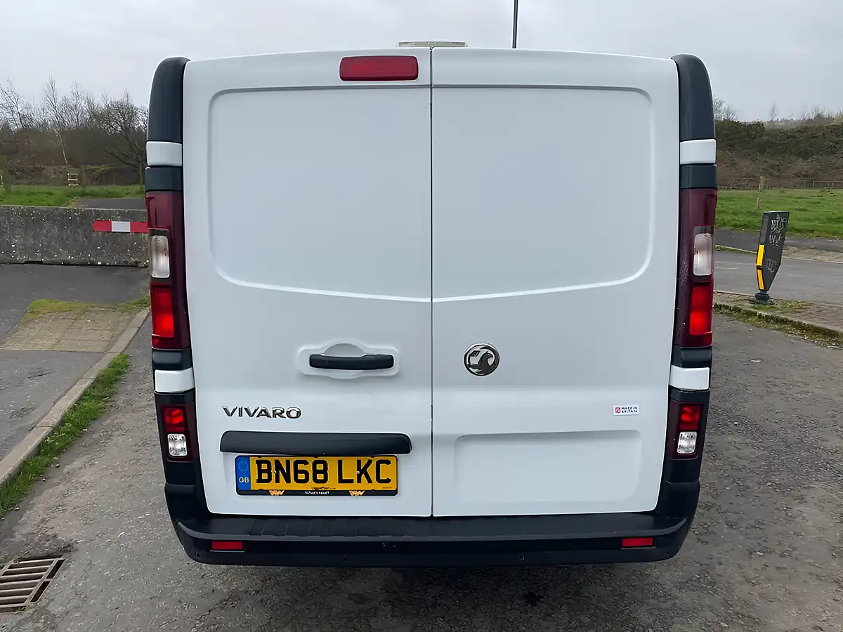 Used 2018 Vauxhall Vivaro Lwb White - Interior and Exterior details 12