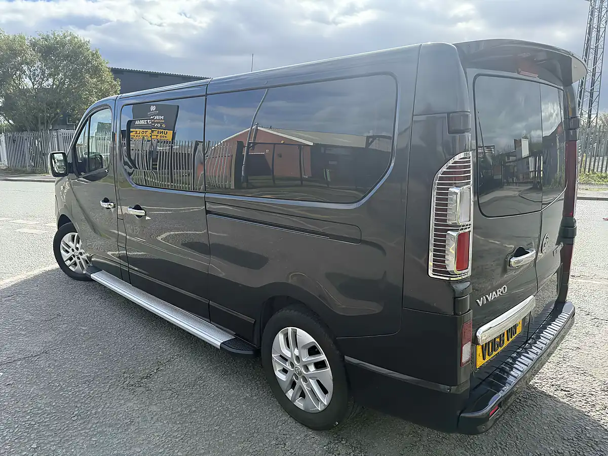 Used 2018 Vauxhall Vivaro Sport - Interior and Exterior details 12