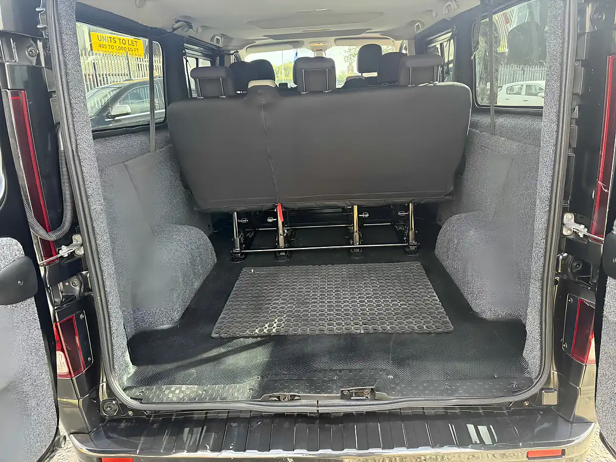 Used 2018 Vauxhall Vivaro Sport - Interior and Exterior details 7