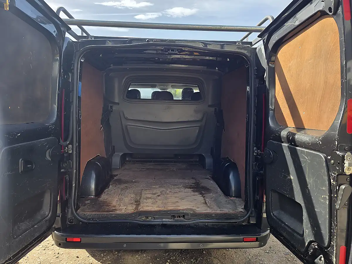 Used 2018 Vauxhall Vivaro Sportive Black - Interior and Exterior details 11