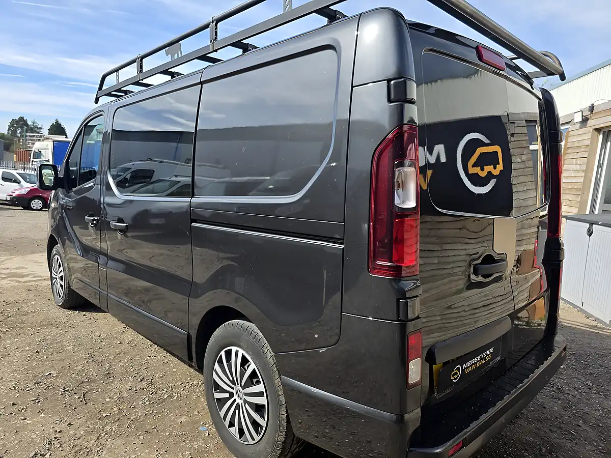 Used 2018 Vauxhall Vivaro Sportive Black - Interior and Exterior details 3