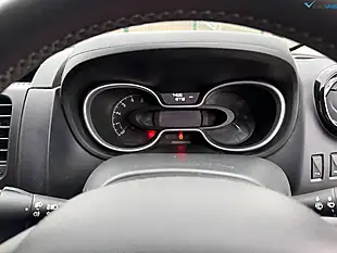 Used 2018 Vauxhall Vivaro Sportive Grey - Interior and Exterior details 8