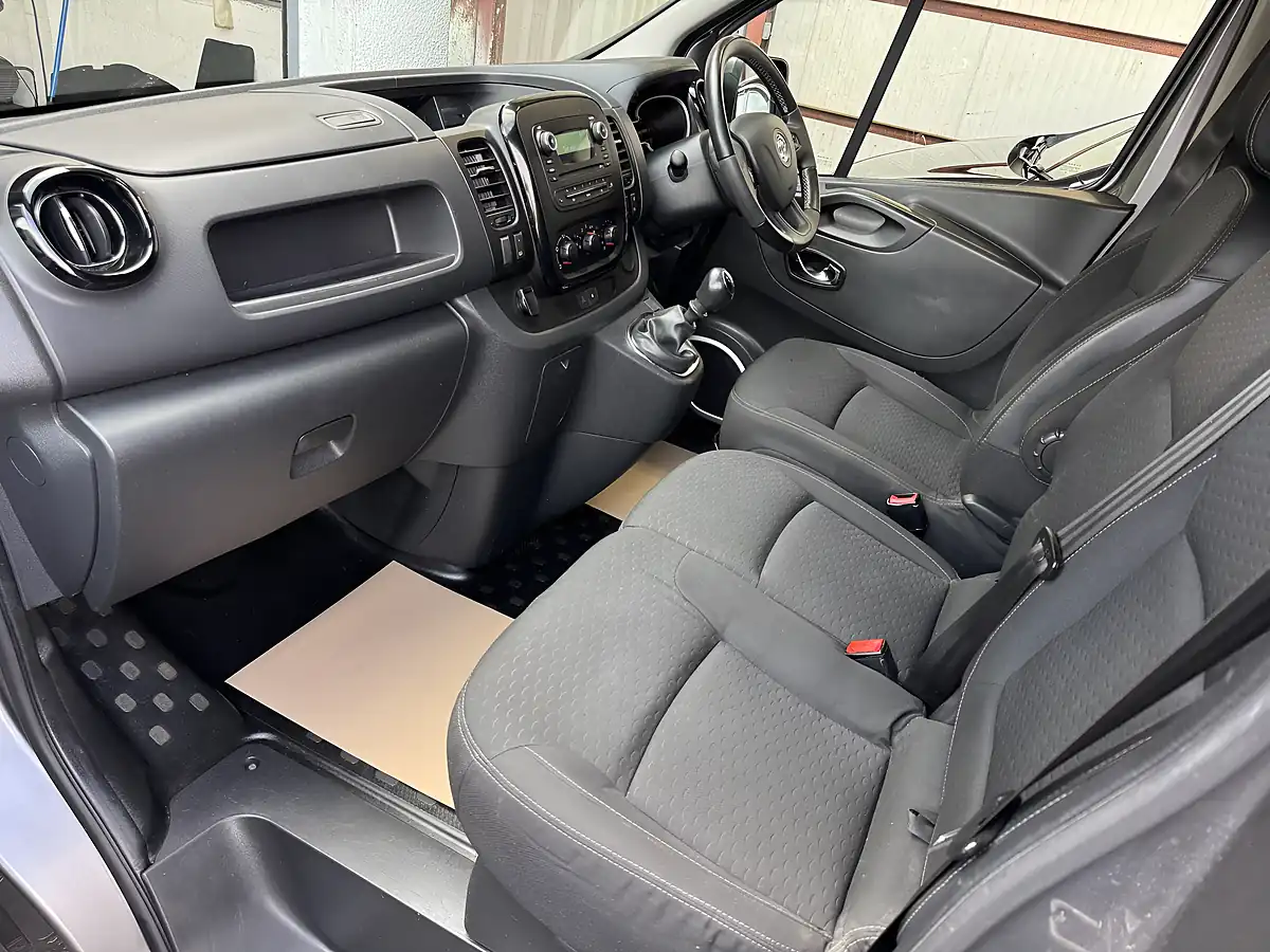 Used 2018 Vauxhall Vivaro Sportive Grey - Interior and Exterior details 10