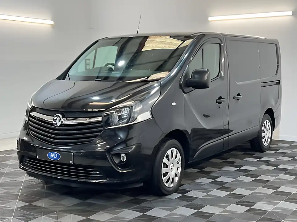 Used 2018 Vauxhall Vivaro Sportive L1H1 Black - Interior and Exterior details 8