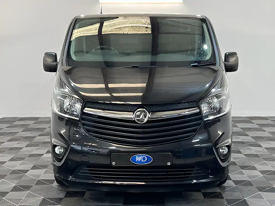 Used 2018 Vauxhall Vivaro Sportive L1H1 Black - Interior and Exterior details 9