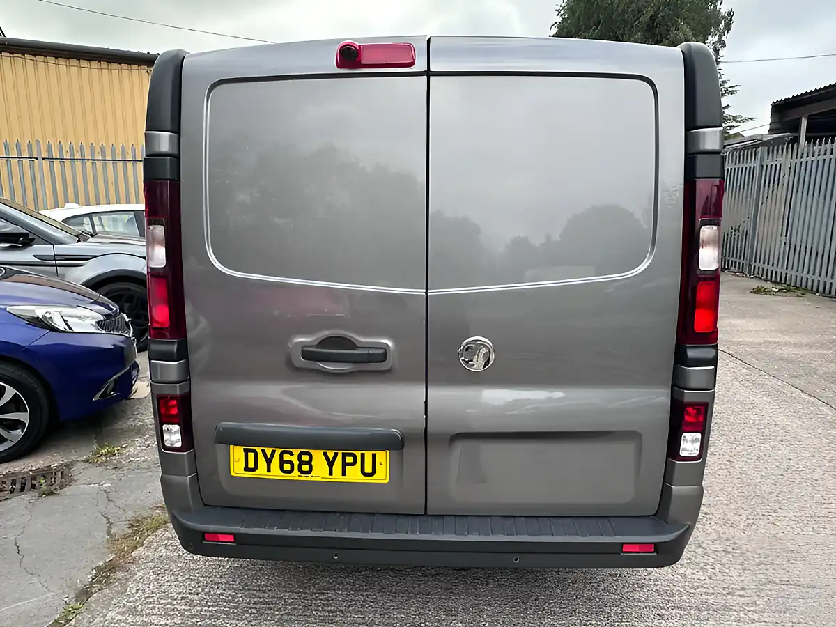 Used 2018 Vauxhall Vivaro Sportive L2 H1 Grey - Interior and Exterior details 10