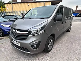 Used 2018 Vauxhall Vivaro Sportive L2 H1 Grey - Interior and Exterior details 8