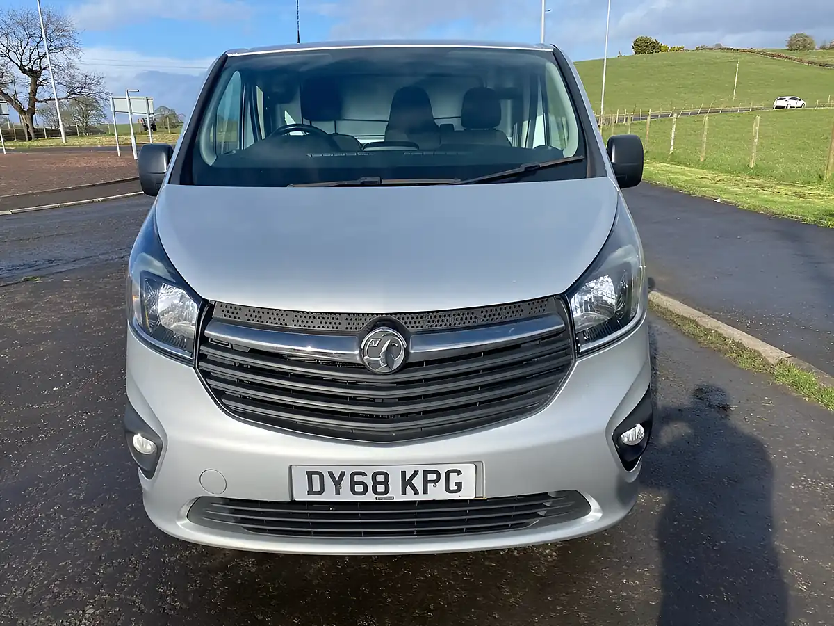 Used 2018 Vauxhall Vivaro Sportive Lwb Silver - Interior and Exterior details 10
