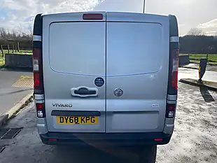 Used 2018 Vauxhall Vivaro Sportive Lwb Silver - Interior and Exterior details 13