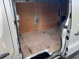 Used 2018 Vauxhall Vivaro Sportive Lwb Silver - Interior and Exterior details 8