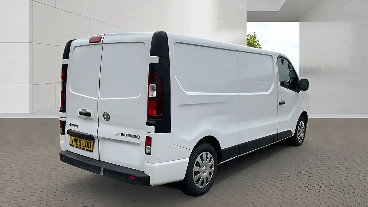 Used 2018 Vauxhall Vivaro Sportive Nav Lwb White - Interior and Exterior details 3