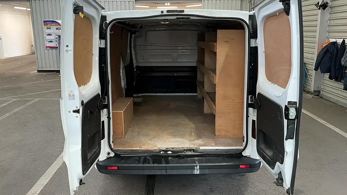 Used 2018 Vauxhall Vivaro Sportive Nav Lwb White - Interior and Exterior details 6