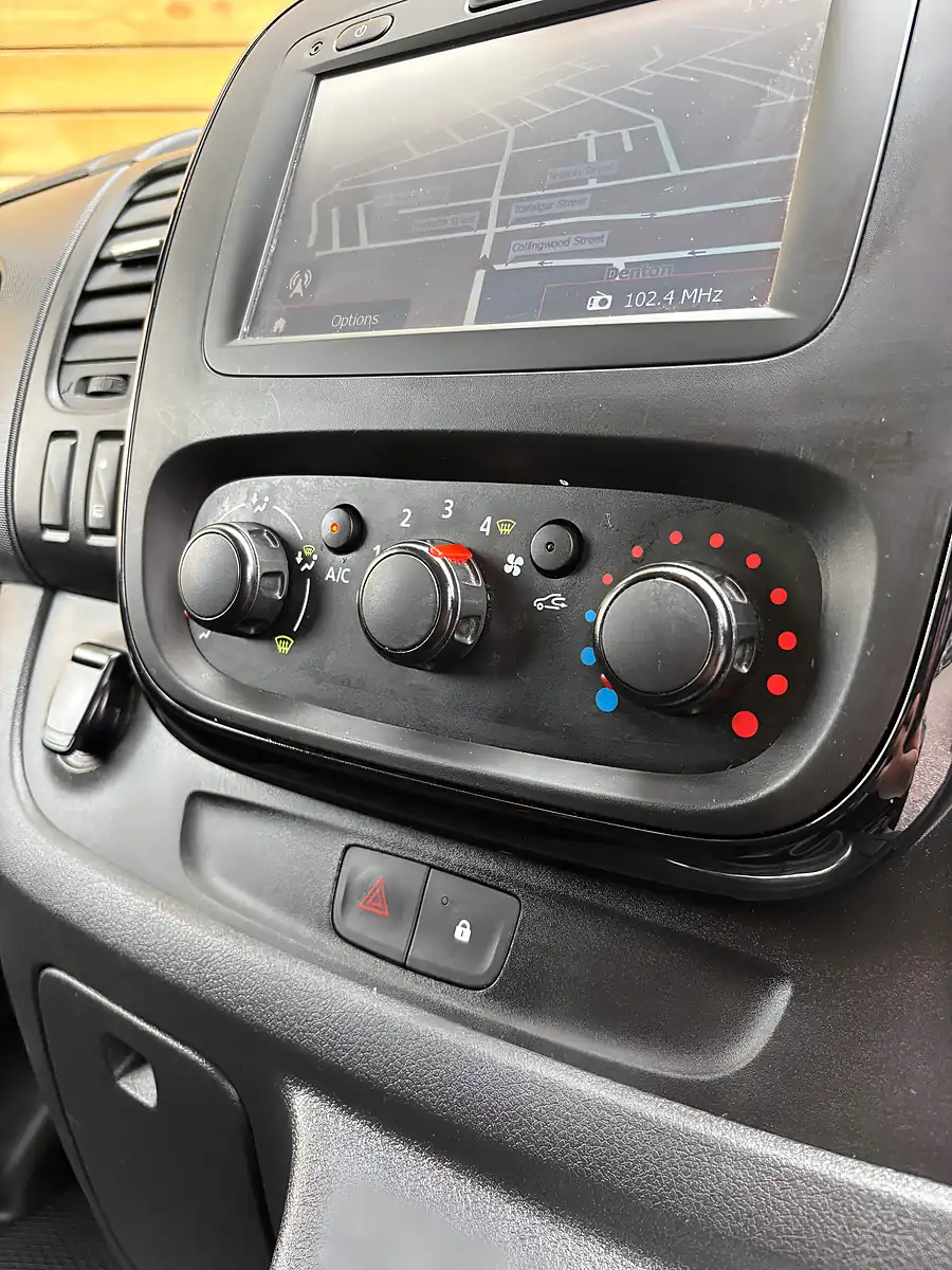 Used 2018 Vauxhall Vivaro Sportive Panel Van Silver - Interior and Exterior details 15