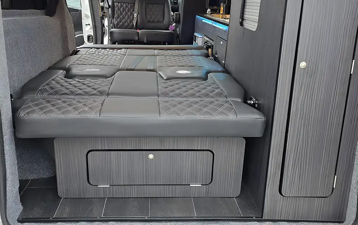 Used 2018 Vauxhall Vivaro Sportive Silver - Interior and Exterior details 12