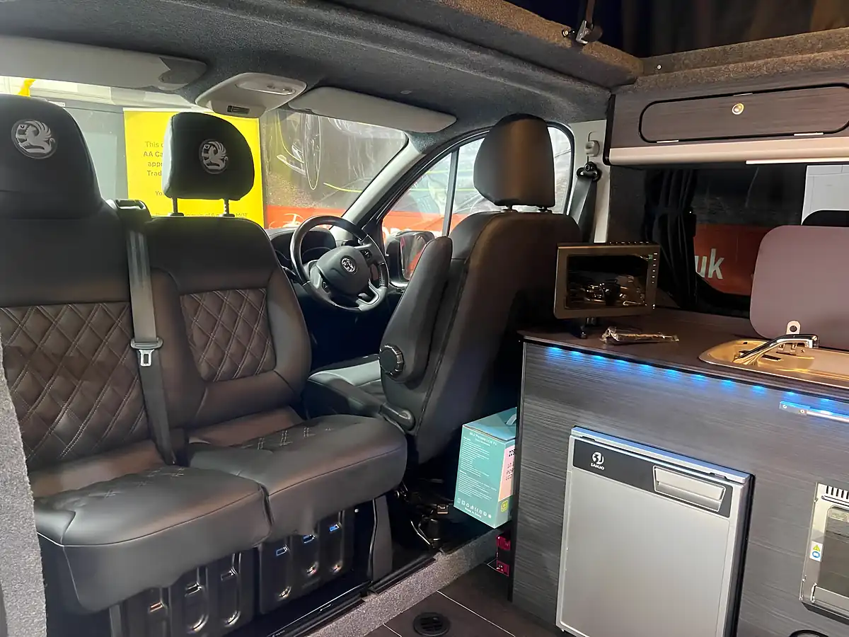 Used 2018 Vauxhall Vivaro Sportive Silver - Interior and Exterior details 8