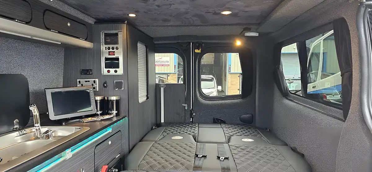 Used 2018 Vauxhall Vivaro Sportive Silver - Interior and Exterior details 5