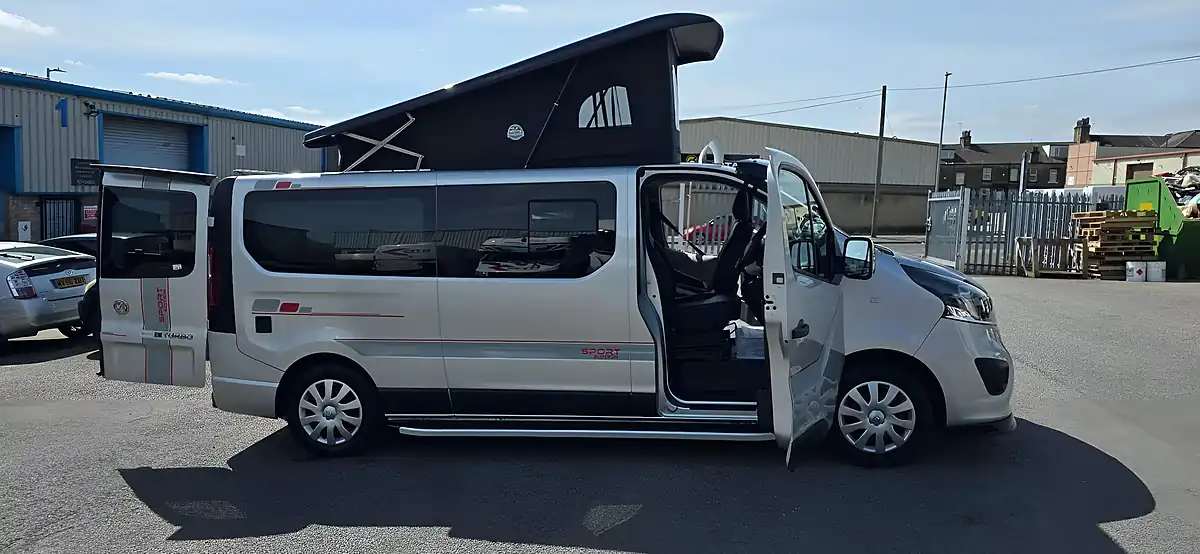 Used 2018 Vauxhall Vivaro Sportive Silver - Interior and Exterior details 10
