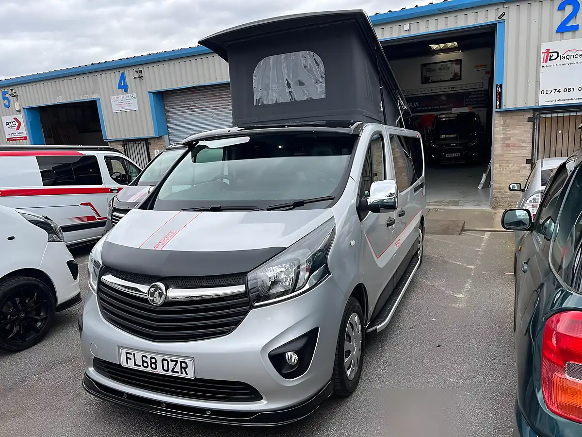 Used 2018 Vauxhall Vivaro Sportive Silver - Interior and Exterior details 16