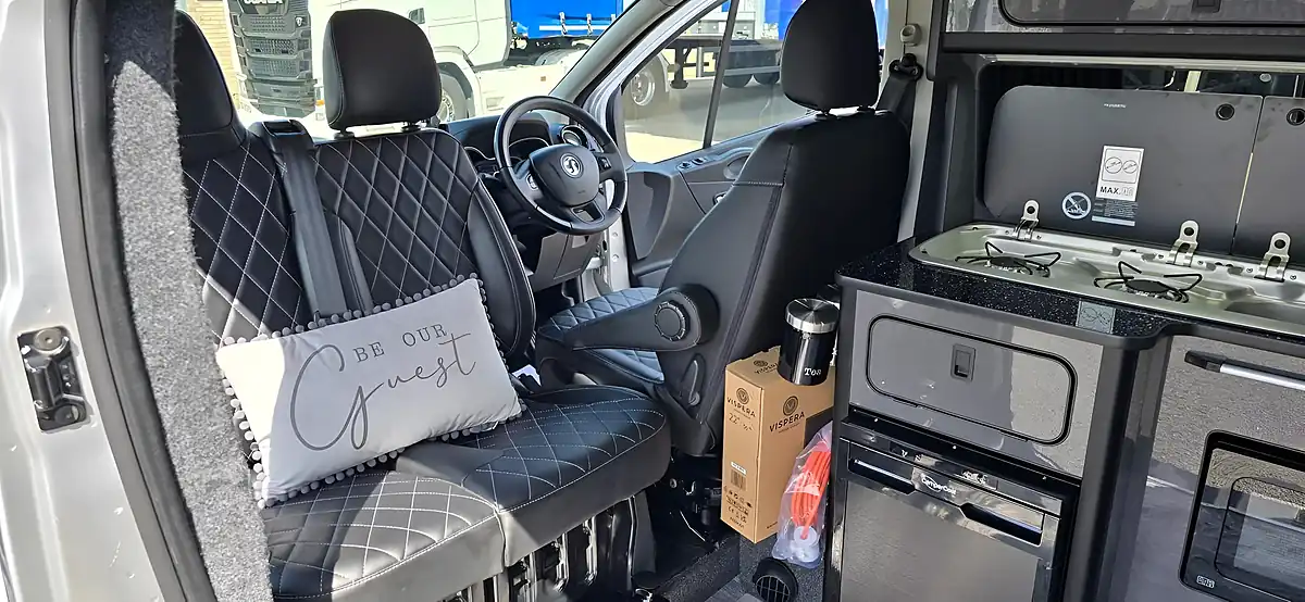 Used 2018 Vauxhall Vivaro Sportive Silver - Interior and Exterior details 5