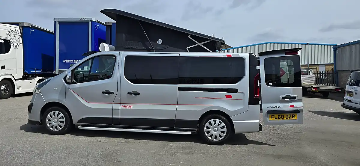 Used 2018 Vauxhall Vivaro Sportive Silver - Interior and Exterior details 7