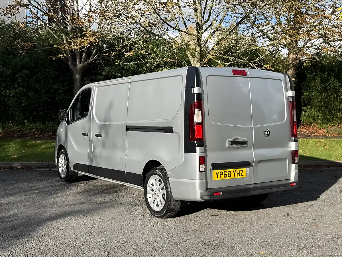 Used 2018 Vauxhall Vivaro Sportive Silver - Interior and Exterior details 10