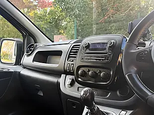 Used 2018 Vauxhall Vivaro Sportive Silver - Interior and Exterior details 17