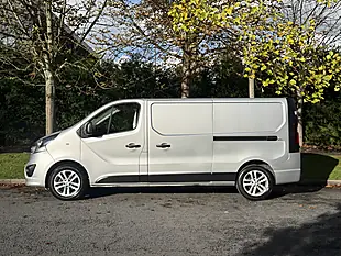 Used 2018 Vauxhall Vivaro Sportive Silver - Interior and Exterior details 3