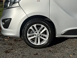 Used 2018 Vauxhall Vivaro Sportive Silver - Interior and Exterior details 4