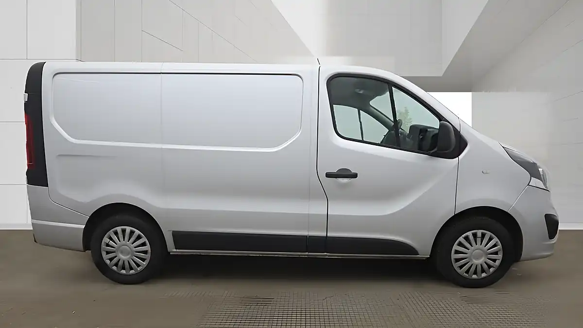Used 2018 Vauxhall Vivaro Sportive Silver - Interior and Exterior details 11