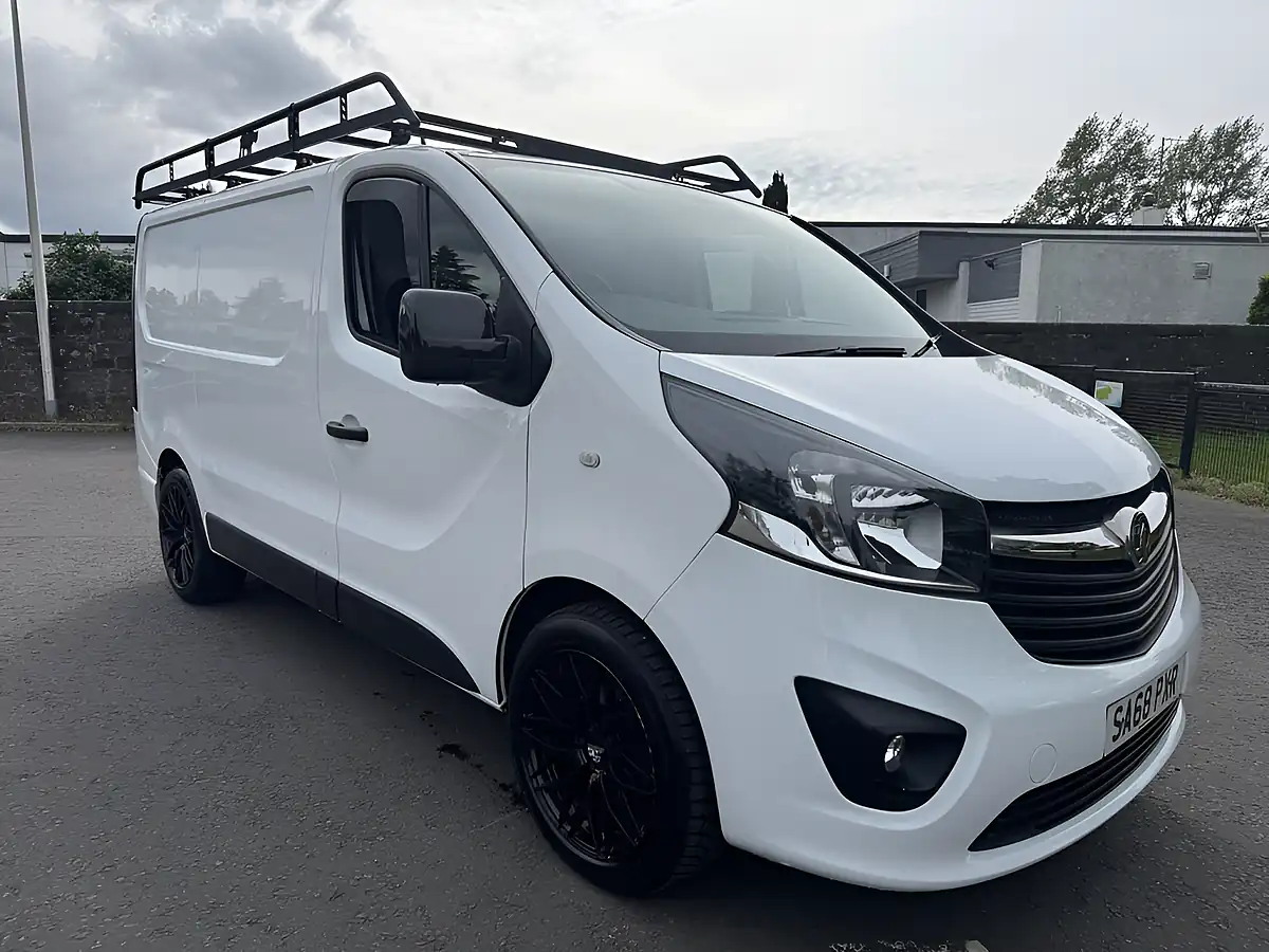 Used 2018 Vauxhall Vivaro Sportive White - Front View
