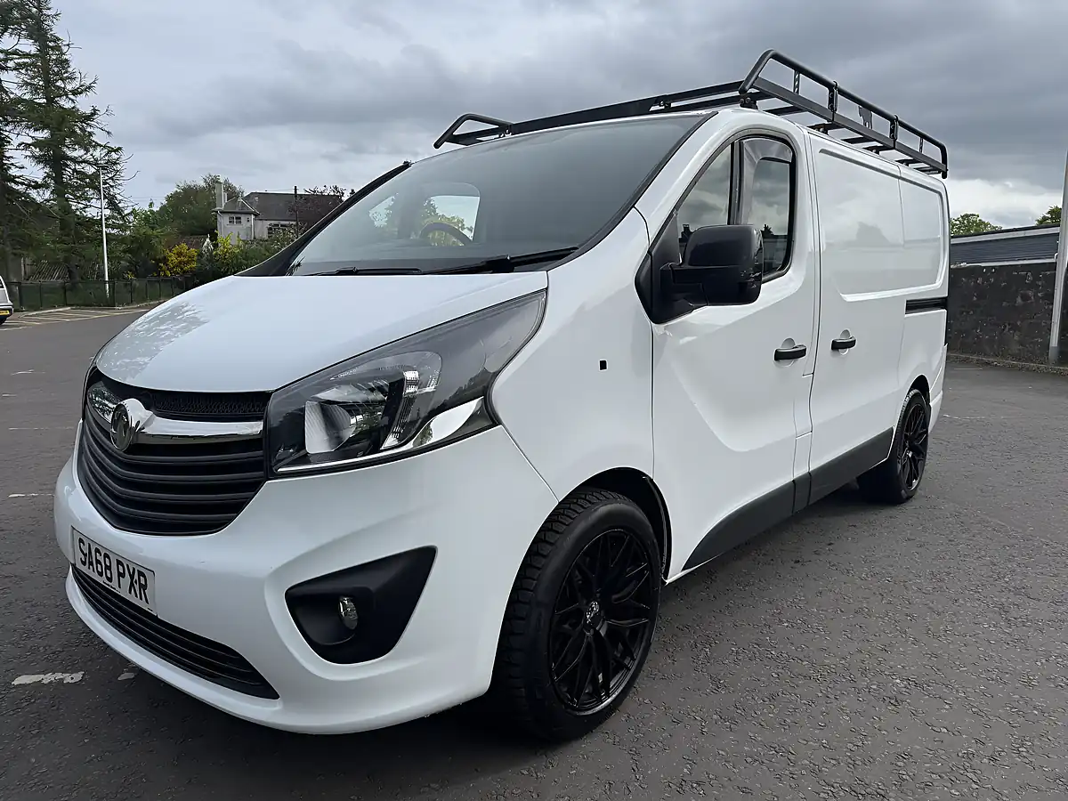 Used 2018 Vauxhall Vivaro Sportive White - Interior and Exterior details 3