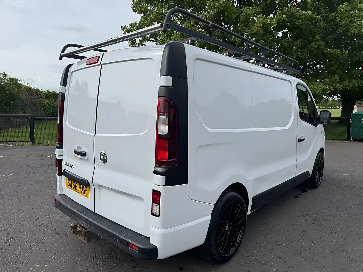 Used 2018 Vauxhall Vivaro Sportive White - Interior and Exterior details 7