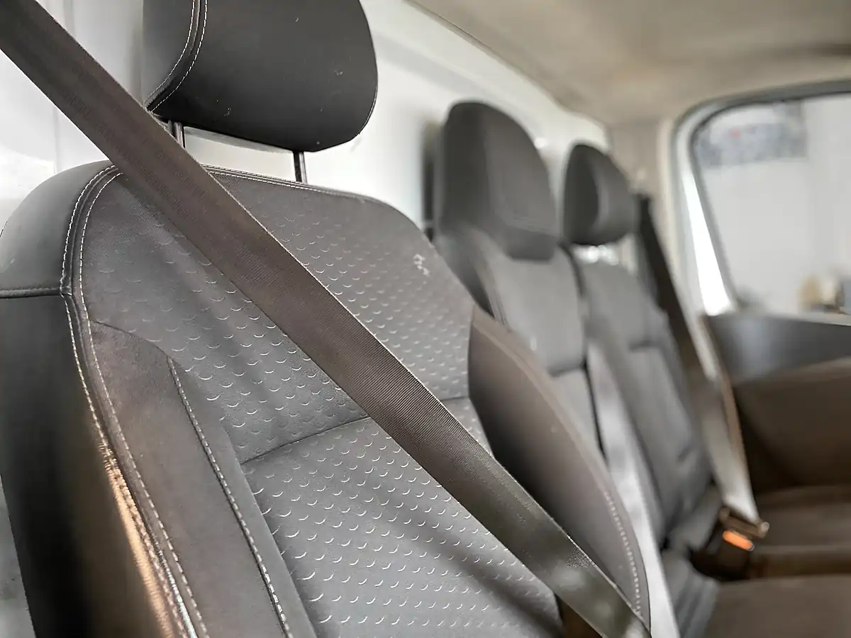 Used 2018 Vauxhall Vivaro Sportive White - Interior and Exterior details 15