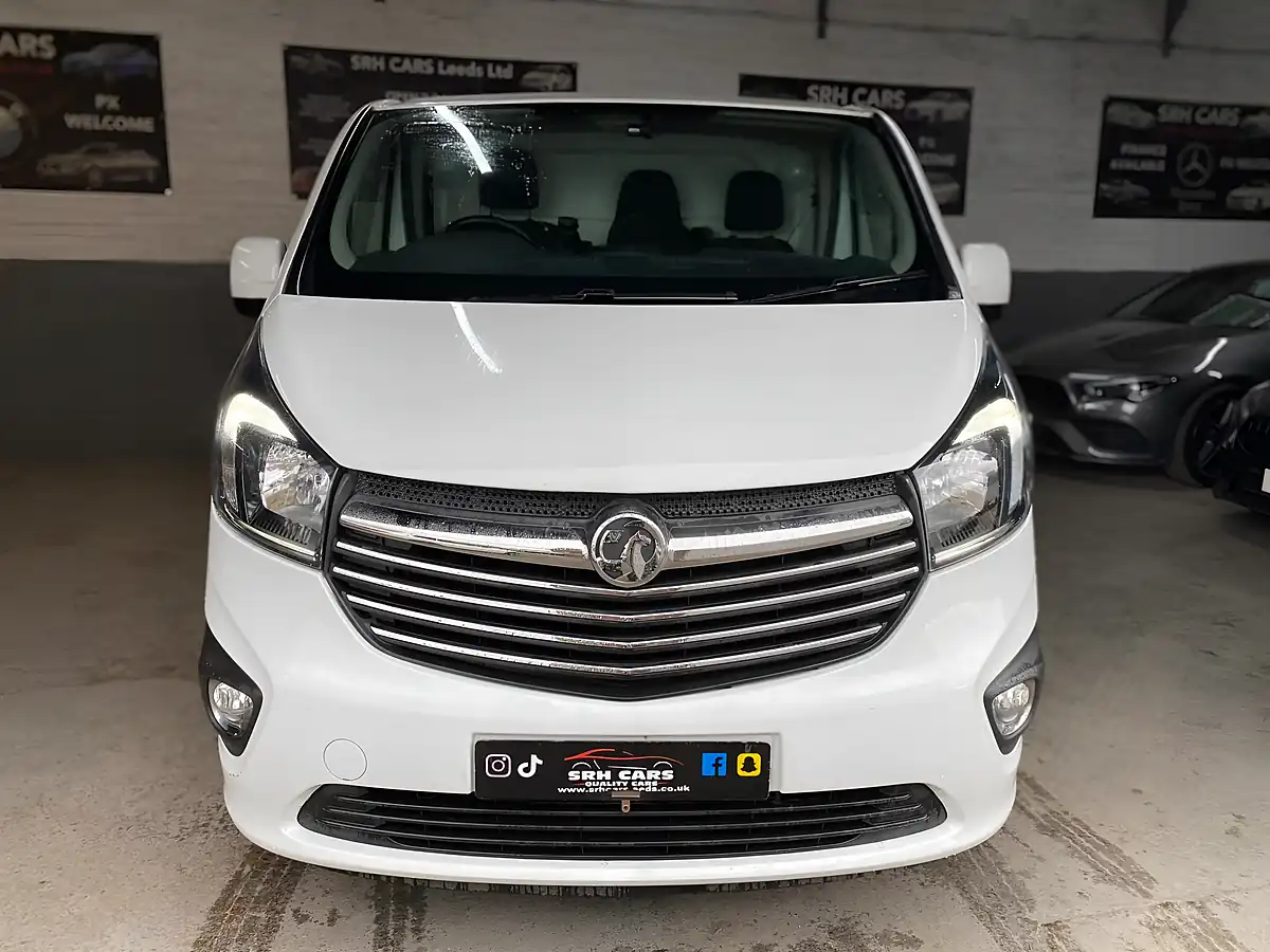 Used 2018 Vauxhall Vivaro Sportive White - Interior and Exterior details 2
