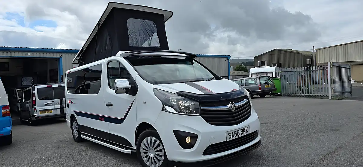 Used 2018 Vauxhall Vivaro Sportive White - Front View