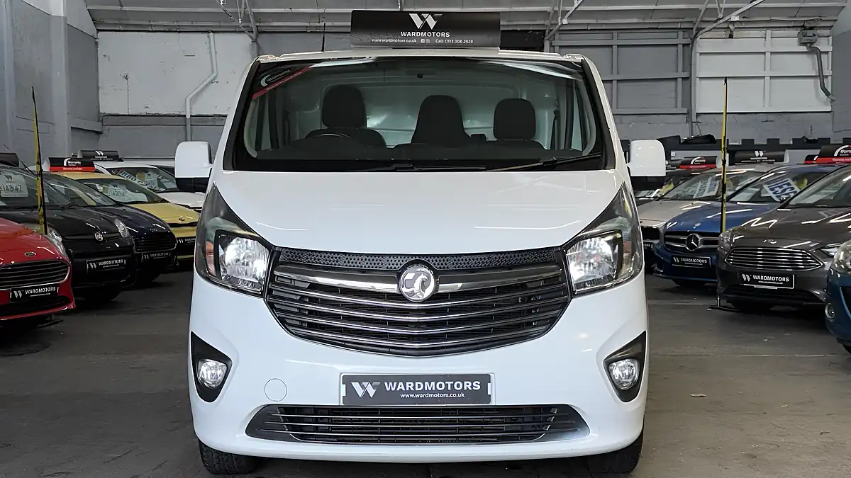 Used 2018 Vauxhall Vivaro Sportive White - Interior and Exterior details 3